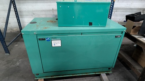 Onan cummins 5 kw - /,